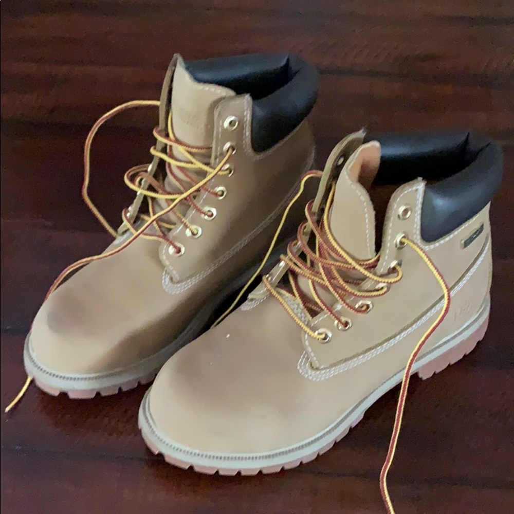 Work Boots / lumber jack boots